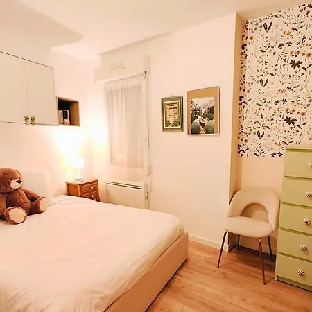 Quiet For 2-4 People With Private Parking Appartement La Madeleine (Nord)