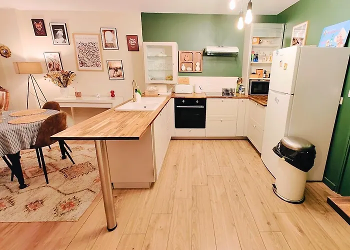 Quiet For 2-4 People With Private Parking Appartement La Madeleine (Nord)