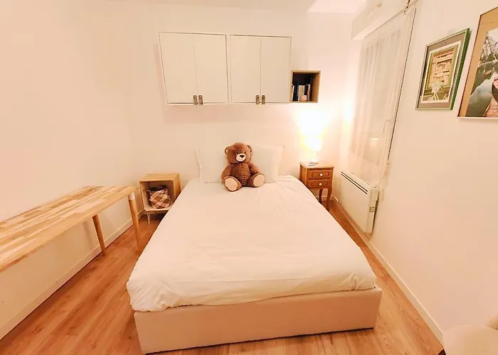 Quiet For 2-4 People With Private Parking Appartement La Madeleine (Nord)